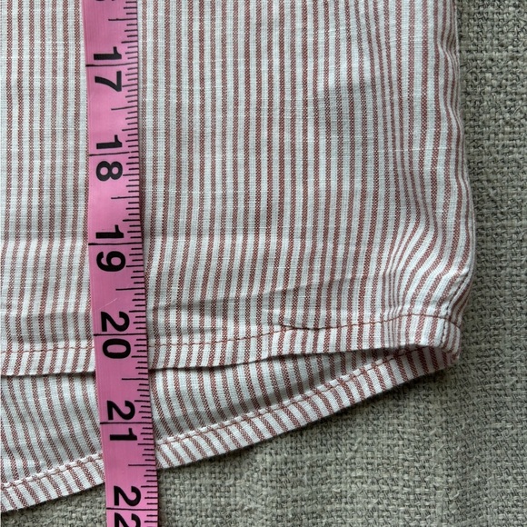 Madewell Red and White striped V-Neck Women's Top with button accents Feminine S - Picture 7 of 8